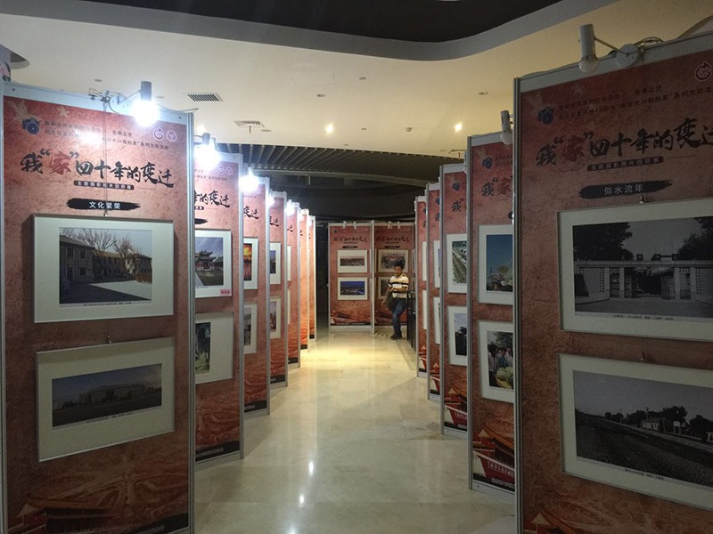 八棱柱掛畫(huà)展板